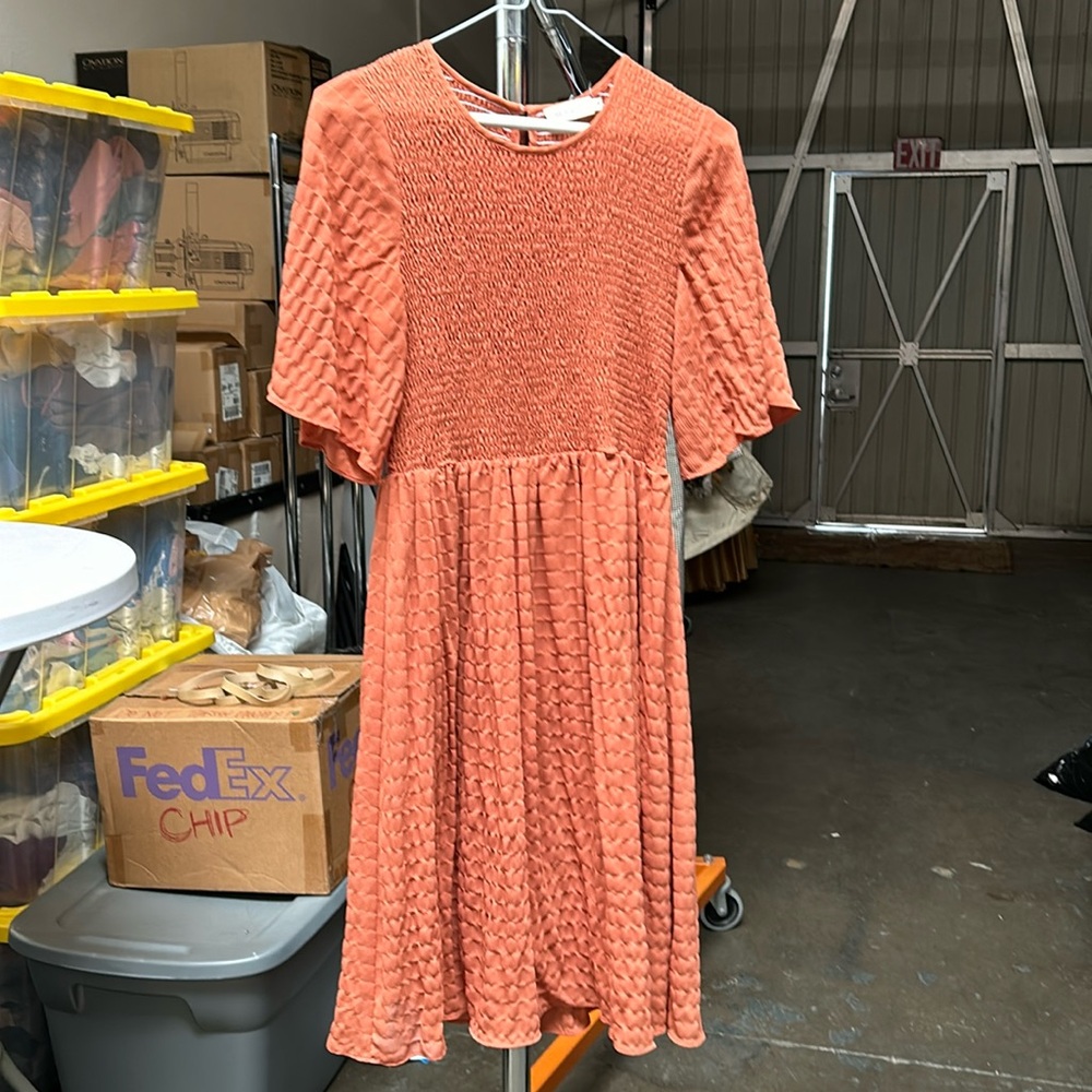Roolee Size Medium peach dress